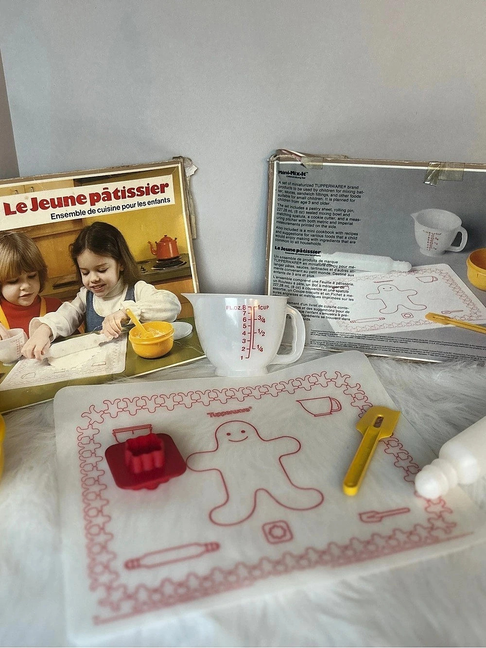 1979 Vintage Tupperware Mini-Mix Children's Mixing Set
